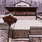Holiday home къща тодо̀рица *