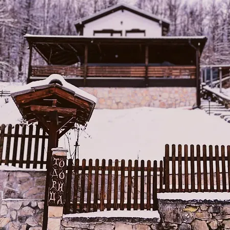 Case de vacanță къща тодо̀рица *